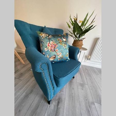 27 Lock Keepers Court By Mia Living Spacious 2 Bedroom Apartment With Free Parking Cardiff Extérieur photo